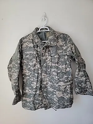 US Military Cold Weather Camouflage Parka Universal Camo Medium Reg Excellent  • $39.99