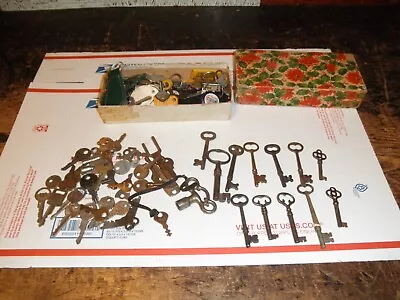 Vintage Key Lot Old Lock Keys Barrel Lost Car Padlock Home Brass Keychains • $33.99