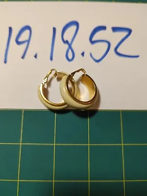 Gold Tone Creme Enamel Avon Hoop Clip On Earrings Vintage Chunky 19.18.52 • $10.39