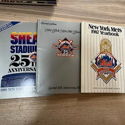 New York Mets Yearbook Lot Of  1987 88 Revised Edition Hernandez Strawberry • $24.99