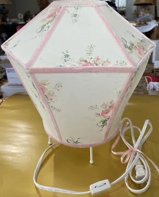 Japanese Lantern Table NightlightCottonWhite/Pink FloralPink Velvet TrimCord • $22