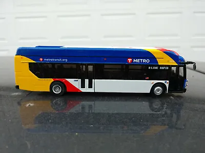 NEW FLYER XN40 Metro Transit Minneapolis/St Paul HO 1:87 Bus FRM CONSIGNMENT Mtc • $23.99