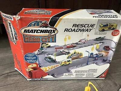 Matchbox 2002 Hero-city Rescue Roadway Play-set  For Age 3+ • $12.43