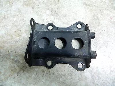 99 Yamaha XVS1100 XVS 1100 VStar V Star Engine Motor Mount Bracket • $1.05