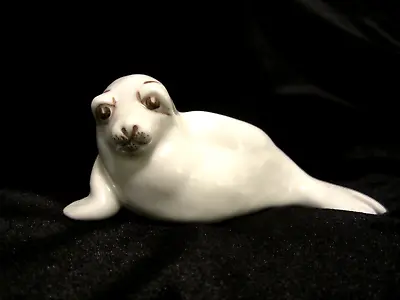 Sweet Little Vintage Coalport  White Seal Figurine Delightful • £3.50