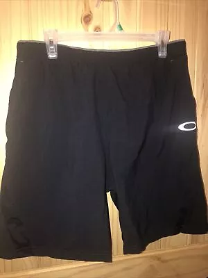 Oakley Black Shorts Men’s Large W/ Compression Shorts Attached • $11.90