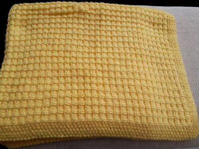 Knitting Pattern 2044.   Baby Cot & Pram Blanket.  Easy Knit.  DK • £2.89