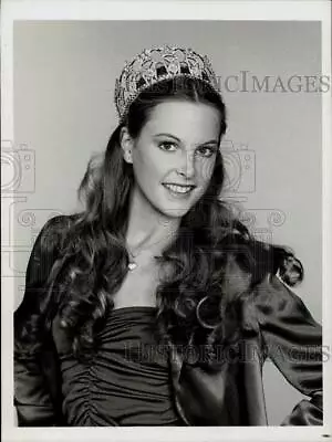 1979 Press Photo Mary Therese Friel Wearing The Crown As Miss USA 1979. • $19.99