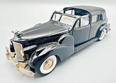 Rextoys 1:43 - 1938-40 Cadillac V16 Chauffeured Limousine - Black • $9.50