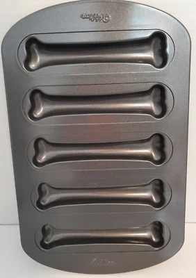 $9.99 • Buy Wilton Non-Stick Dog Bone Cookie Cake Pan 5 Cavity