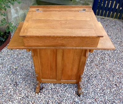 £129 • Buy Beautiful Vintage Oak Teacher Lecturn/Clerks Desk With Lift Up Lid And Cupboard