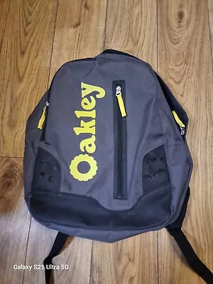 Oakley Backpack Black Large Travel Sport Activewear App 45cm Long • £29.50
