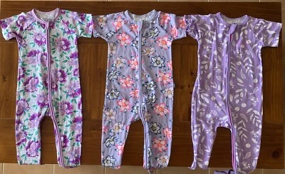 Bonds Baby Short Sleeve Zippy Wondersuit - Size 3 - BNWOT X 3 • $40
