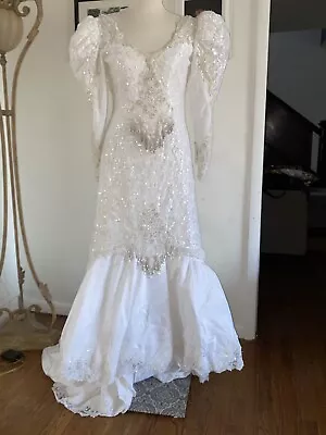 Vintage Satin 80 Wedding Dress With Veil  Color White • $60