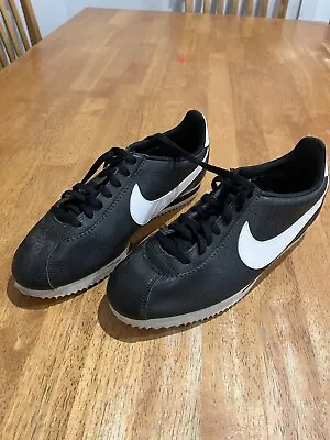 Nike Cortez Size 9 US Sneaker Trainers • $55
