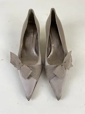 Jaime Mascaro Taupe Pointed Toe Low Pumps Heels Sz 37 Satin Suede Bow Cocktail • £28.50