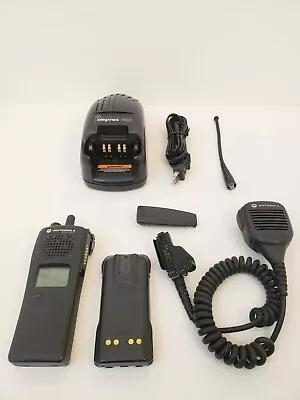 MOTOROLA XTS1500 700 800 MHz 2-way Radio W/ Mic & Charger H66UCD9PW5BN • $129.99