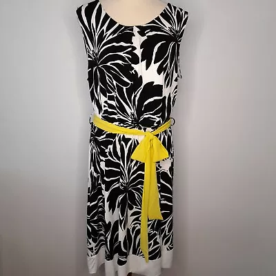 $21.50 • Buy ESTELLE Womens Dress Size 14 Black White Fit And Flare Sleeveless Floral  Midi