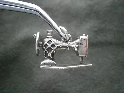 Beaucraft Ornate Sewing Machine Vintage Sterling Silver Charm Pendant 5.9g Moves • $24.50