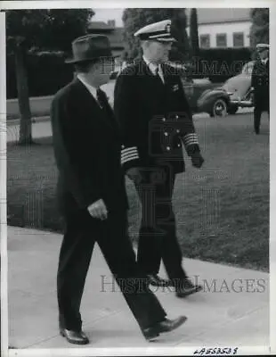 1940 Press Photo San Diego Calif. Sec Of Navy Charles Edison & Capt McConnell • $19.99