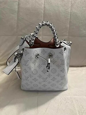 Louis Vuitton Muria Mahina Leather Snow White • $2099