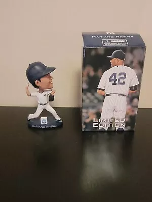 Rare Ny Yankees Universe Mariano Rivera Limited Edition Bobblehead Doll 2011  • $75