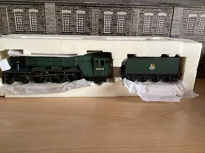 Hornby R2341 Class A3 4-6-2 60035  Windsor Lad  In BR Green • £155