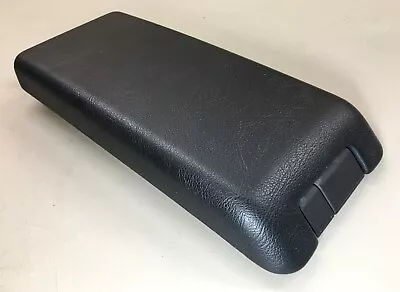 96 Mercedes-Benz C-Class W202 C280 Center Console Armrest Lid ONLY BLACK • $49.99