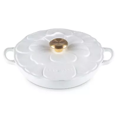 Le Creuset Buffet Casserole 26cm Petal Relief Cotton Gold Knob 2024 With Box • £402.13