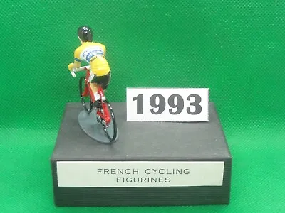 CYCLING FIGURE - Vintage Format 1993 MERCATONE UNO - MEDEGHINI • $11.59