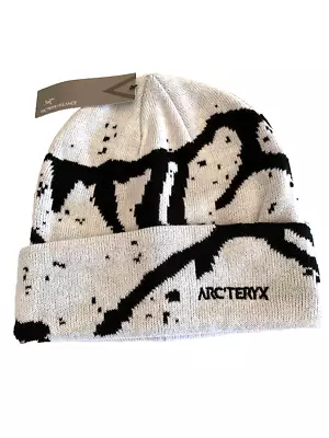 Arc'teryx Veilance Off-White/Black Cuffed Toque Beanie. Factory Reject (2nd). • $24