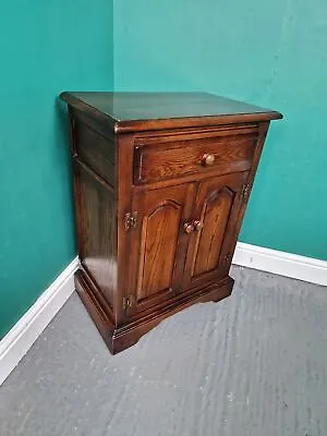 £30 • Buy An Antique Style Oak Bedside Table Cabinet ~Delivery Available~