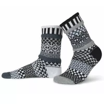 Solmate Socks Midnight Crew  Mismatched SMALL • $13.99