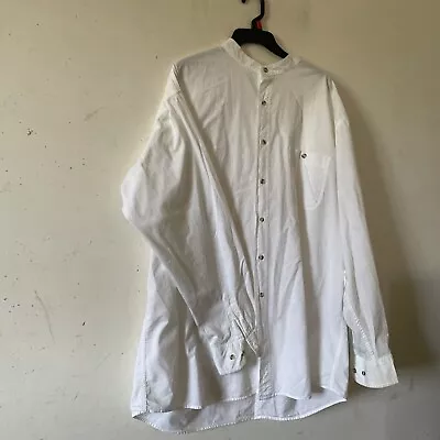 Marc Jacob’s white Shirt2XLT • $6