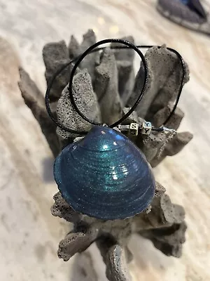 Northern Quahog Cape Cod Shell Mermaid Pendant (Beach/Nautical Jewlery Crafts) • $7.99