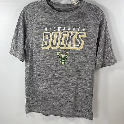 Milwaukee Bucks Official NBA Men's T-Shirt Gray Size Small S Moisture Wicking • $12