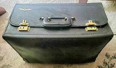 Vintage 19x9x12 Pilots Briefcase Attache Luggage Hard Travel Case Maps Briefing. • $59