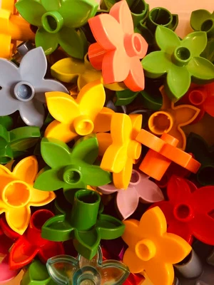 Lego DUPLO_ Bulk  50 Mixed Colour Flowers_Preowned In Excellent Condition • $29.99