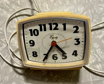 Vintage Equity Analog Electric Alarm Clock 33100 • $0.99
