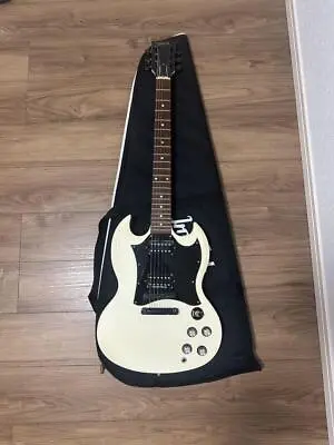 $1350 • Buy Gibson SG Special White Electric Guitar Used