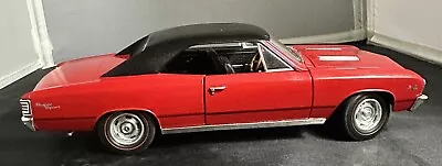 ERTL 1967 Chevelle SS 396 Bolero Red/Black Vinyl Top 1:18 Die Cast • $40