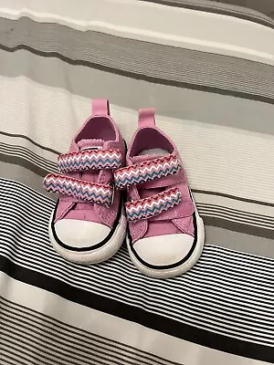 Converse Kids Baby Size 2 Pink • £10