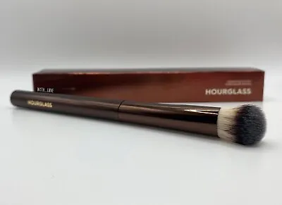 HOURGLASS Vanish Seamless Finish Concealer Brush • $16