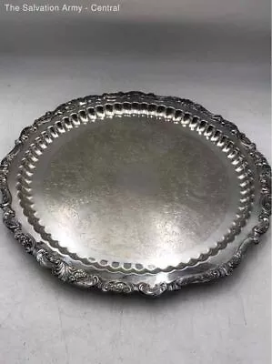 Baroque By Wallace Silver Carved Scalloped Edges Round Shape Serving Platter • $9.99