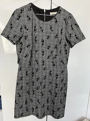 Oasis Dress Size M • £3.99