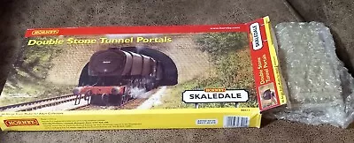 Hornby R8511 OO Gauge Double Track Stone Tunnel Portal (Pair) Unused Boxed • £18