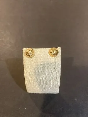 Nice Vintage 14K Gold Diamond Cut Round Earrings Stud/Posts • $85