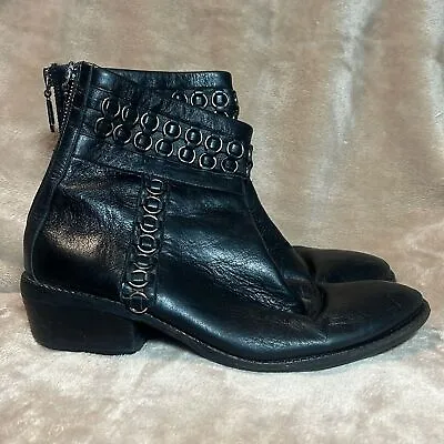 B. Makowsky Black Leather Ankle Boots Women's Size 8M Metal Inlay Detail • $39