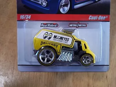 👀2010 HOT WHEELS SLICK RIDES MOONEYES COOL ONE W/Protector • $10