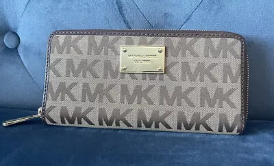 MICHAEL KORS Jacquard Leather Bifold Credit Card Clutch Wallet Zip MK Logo Gold • $49